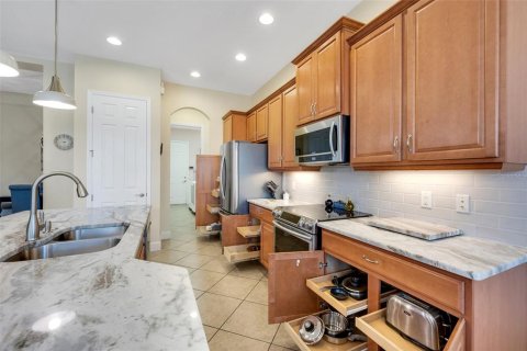 House in Sun City Center, Florida 3 bedrooms, 177.54 sq.m. № 1857718 - photo 13