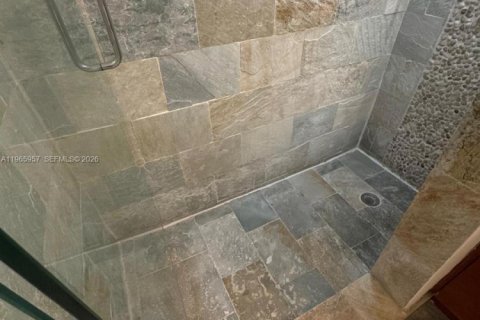 Condo in Sunrise, Florida, 2 bedrooms  № 2027534 - photo 11