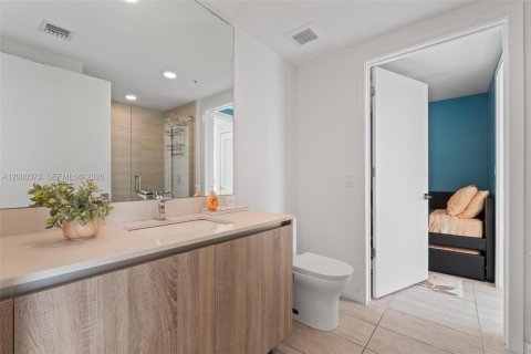 Apartment in Miami, Florida 1 bedroom № 2068150 - photo 20