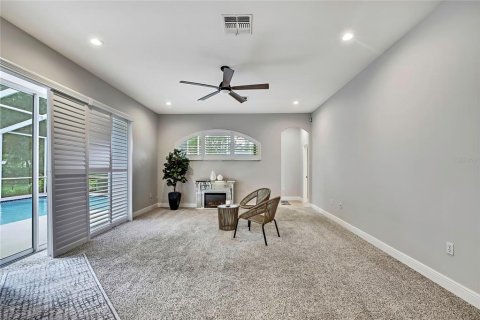 House in Spring Hill, Florida 3 bedrooms, 215.63 sq.m. № 1886729 - photo 25