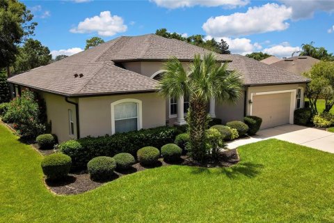 House in Spring Hill, Florida 3 bedrooms, 215.63 sq.m. № 1886729 - photo 1