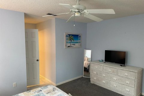 Villa ou maison à louer à Summerfield, Floride: 2 chambres, 106.28 m2 № 2166633 - photo 8