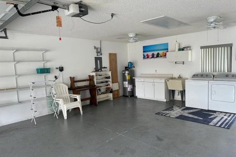 Villa ou maison à louer à Summerfield, Floride: 2 chambres, 106.28 m2 № 2166633 - photo 17