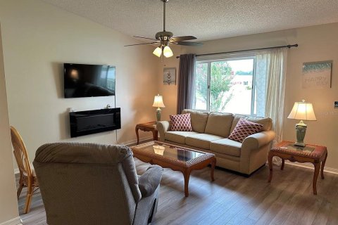 Villa ou maison à louer à Summerfield, Floride: 2 chambres, 106.28 m2 № 2166633 - photo 6