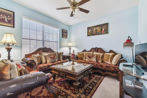 Casa en venta en Tampa, Florida, 7 dormitorios, 524.34 m2 № 1578367 - foto 10