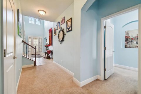 Casa en venta en Tampa, Florida, 7 dormitorios, 524.34 m2 № 1578367 - foto 15