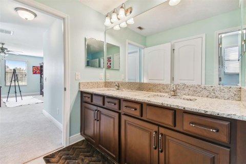 Casa en venta en Tampa, Florida, 7 dormitorios, 524.34 m2 № 1578367 - foto 26