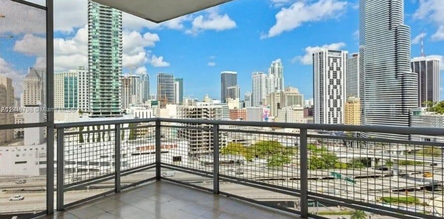 Condo à Miami, Floride, 1 chambre  № 1970761
