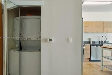 Copropriété à vendre à Miami, Floride: 1 chambre, 68.75 m2 № 1970761 - photo 5