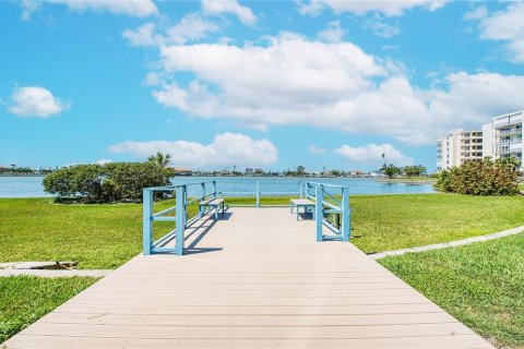Copropriété à vendre à South Pasadena, Floride: 2 chambres, 120.77 m2 № 1649747 - photo 2