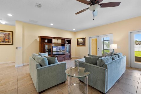 Casa en venta en Eustis, Florida, 4 dormitorios, 291.06 m2 № 1919685 - foto 3