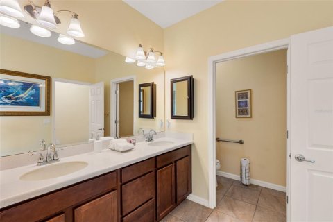 Casa en venta en Eustis, Florida, 4 dormitorios, 291.06 m2 № 1919685 - foto 26
