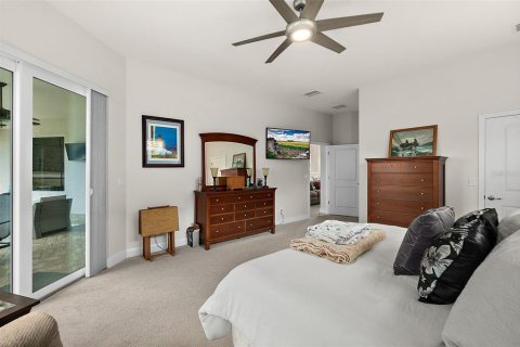 Casa en venta en New Smyrna Beach, Florida, 3 dormitorios, 213.68 m2 № 1675892 - foto 18