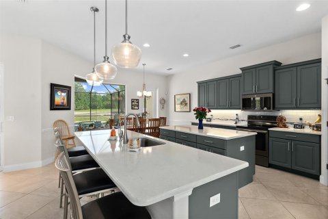 Casa en venta en New Smyrna Beach, Florida, 3 dormitorios, 213.68 m2 № 1675892 - foto 4