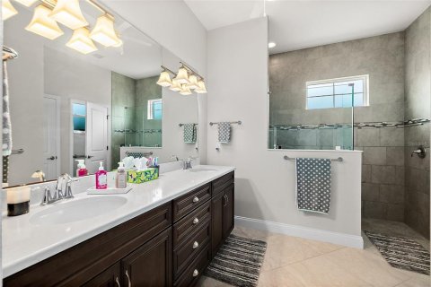 Casa en venta en New Smyrna Beach, Florida, 3 dormitorios, 213.68 m2 № 1675892 - foto 19