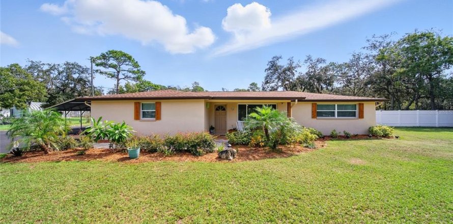 Casa en New Port Richey, Florida 4 dormitorios, 220.18 m2 № 1910849