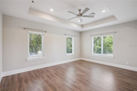 Casa en venta en Orlando, Florida, 4 dormitorios, 293.57 m2 № 2102681 - foto 16