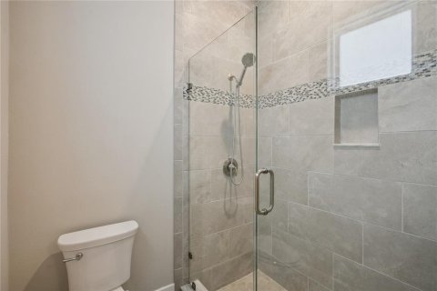 Casa en venta en Orlando, Florida, 4 dormitorios, 293.57 m2 № 2102681 - foto 27