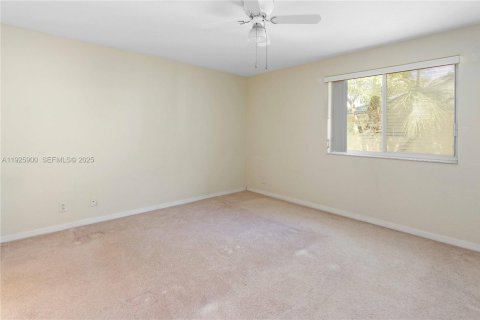 Adosado en venta en Weston, Florida, 4 dormitorios, 171.96 m2 № 1984440 - foto 19
