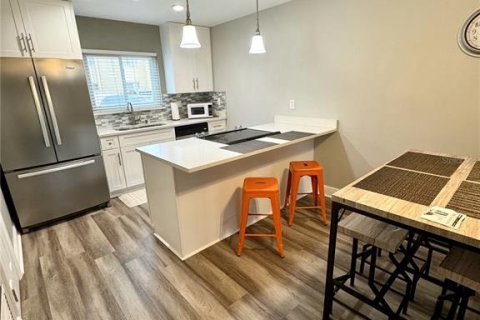 Купить кондоминиум в Кэсселберри, Флорида 7 комнат, 82.22м2, № 1536632 - фото 10