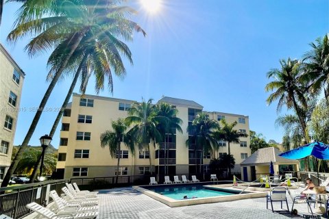 Condominio en alquiler en Doral, Florida, 1 dormitorio, 75.25 m2 № 2056708 - foto 19