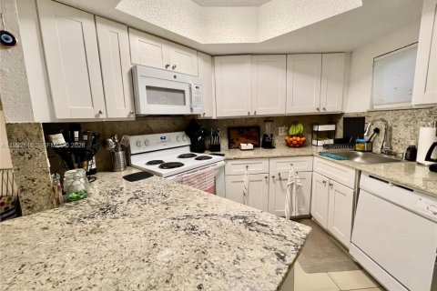 Condominio en alquiler en Doral, Florida, 1 dormitorio, 75.25 m2 № 2056708 - foto 7