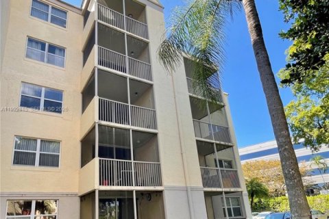 Condominio en alquiler en Doral, Florida, 1 dormitorio, 75.25 m2 № 2056708 - foto 24