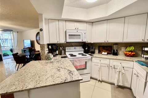 Condominio en alquiler en Doral, Florida, 1 dormitorio, 75.25 m2 № 2056708 - foto 8