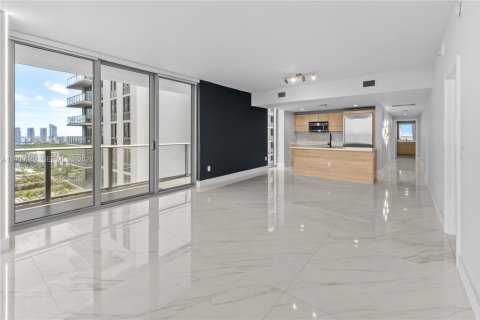 Condominio en venta en North Miami Beach, Florida, 3 dormitorios, 144.65 m2 № 1996203 - foto 10