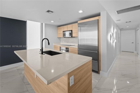 Condominio en venta en North Miami Beach, Florida, 3 dormitorios, 144.65 m2 № 1996203 - foto 16