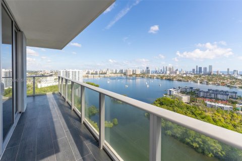 Condominio en venta en North Miami Beach, Florida, 3 dormitorios, 144.65 m2 № 1996203 - foto 6