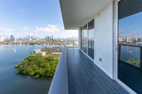 Condominio en venta en North Miami Beach, Florida, 3 dormitorios, 144.65 m2 № 1996203 - foto 8