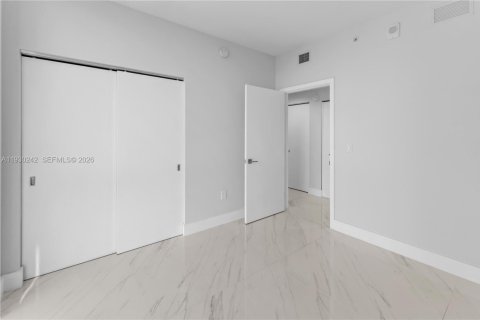 Condominio en venta en North Miami Beach, Florida, 3 dormitorios, 144.65 m2 № 1996203 - foto 30