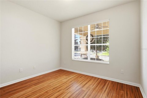 House in Windermere, Florida 3 bedrooms, 158.49 sq.m. № 2237970 - photo 23