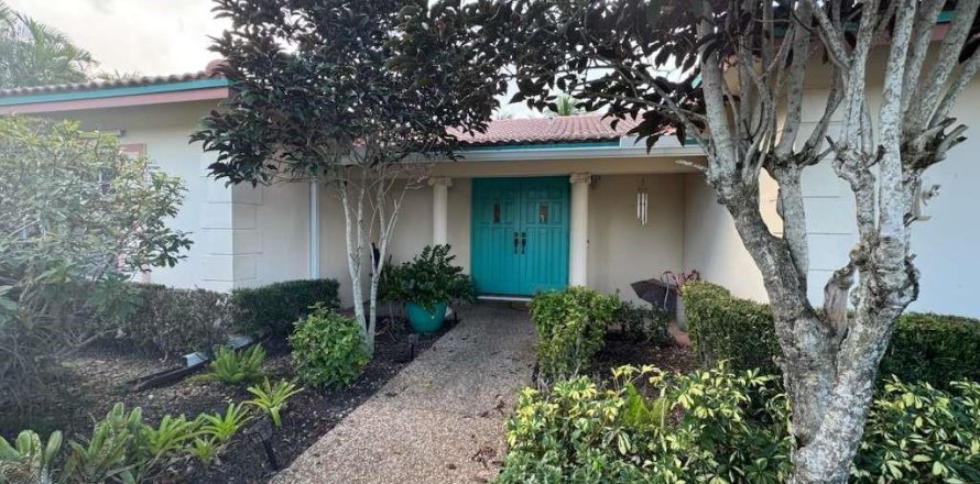 Villa ou maison à Coral Springs, Floride 1 chambre, 257.06 m2 № 2260686