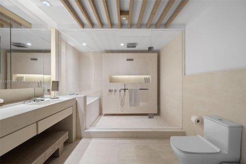 Condo in Miami Beach, Florida, 3 bedrooms  № 1798818 - photo 22