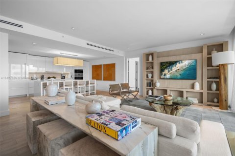 Condo in Miami Beach, Florida, 3 bedrooms  № 1798818 - photo 8