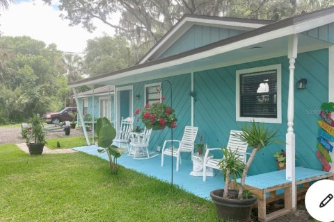 House in Ormond Beach, Florida 3 bedrooms, 219.25 sq.m. № 2298252