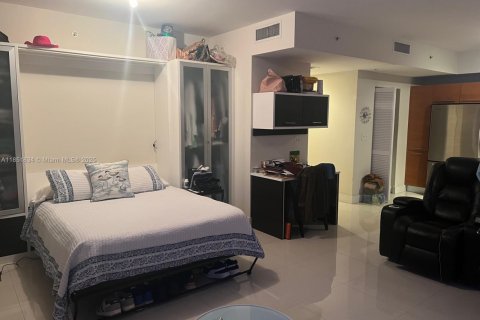 Copropriété à vendre à Miami, Floride: 58.71 m2 № 1871962 - photo 9