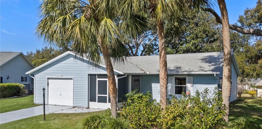 House in Leesburg, Florida 2 bedrooms, 104.05 sq.m. № 1535682