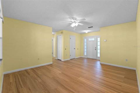 House in Leesburg, Florida 2 bedrooms, 104.05 sq.m. № 1535682 - photo 10