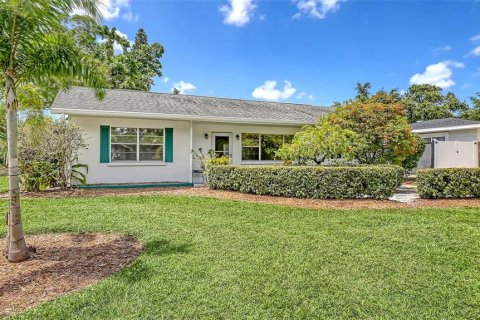 Casa en venta en Sarasota, Florida, 2 dormitorios, 109.44 m2 № 1804057 - foto 2