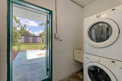 Casa en venta en Sarasota, Florida, 2 dormitorios, 109.44 m2 № 1804057 - foto 25