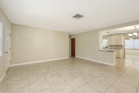 Casa en venta en Sarasota, Florida, 2 dormitorios, 109.44 m2 № 1804057 - foto 8