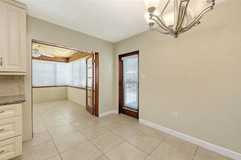 Casa en venta en Sarasota, Florida, 2 dormitorios, 109.44 m2 № 1804057 - foto 13
