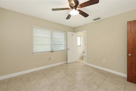 Casa en venta en Sarasota, Florida, 2 dormitorios, 109.44 m2 № 1804057 - foto 21