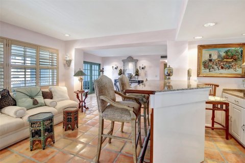 Condominio en venta en Hallandale Beach, Florida, 2 dormitorios, 162.58 m2 № 2245135 - foto 15