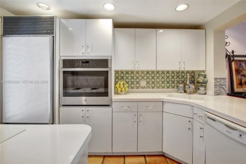 Condominio en venta en Hallandale Beach, Florida, 2 dormitorios, 162.58 m2 № 2245135 - foto 26