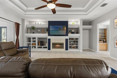 House in Fish Hawk, Florida 3 bedrooms, 264.96 sq.m. № 2420104 - photo 13