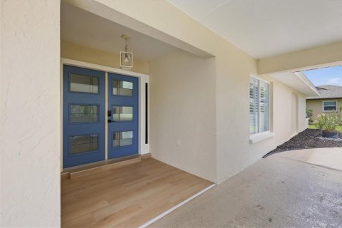 House in Sarasota, Florida 3 bedrooms, 231.33 sq.m. № 2202345 - photo 9